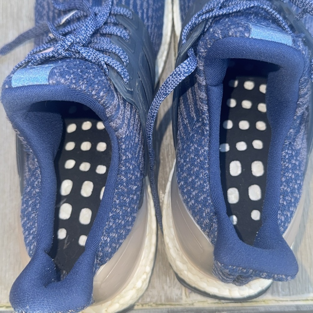 Adidas Women’s Ultraboosts - Navy - Picture 11 of 11